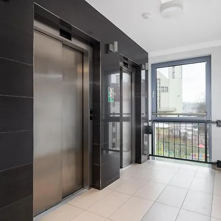 아파트 Turniejowa Cosy By Bookinghost *